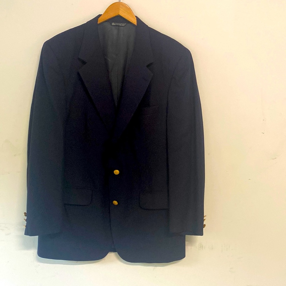Nordstrom Claridge collection, lightweight. Navy blazer.